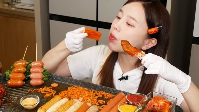 불닭볶음면? 킬바사 소세지 모듬 소세지 양념치킨 먹방 Buldak Ramen Chicken DrumStick Grilled Sausages Mukbang ASMR Ssoyoung