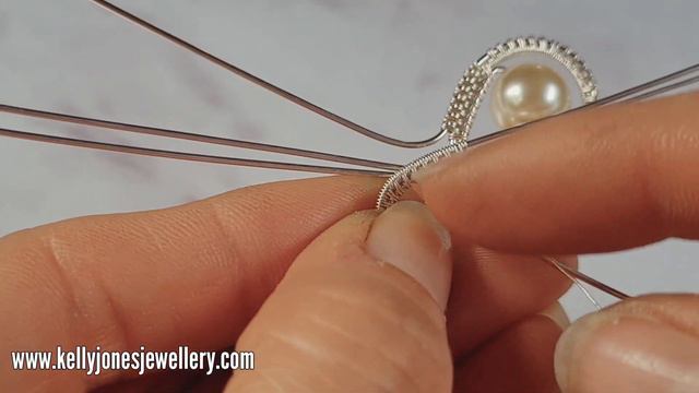 Wire Wrap Earrings Tutorial.  A Re-make Of My First Video.