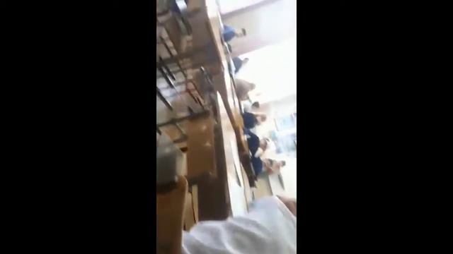 ПРОБИРАЕМСЯ В ШКОЛУ/ДИРЕКТОР ВЫЗВАЛ ПОЛИЦИЮ/ОХРАНУ смотреть онлайн