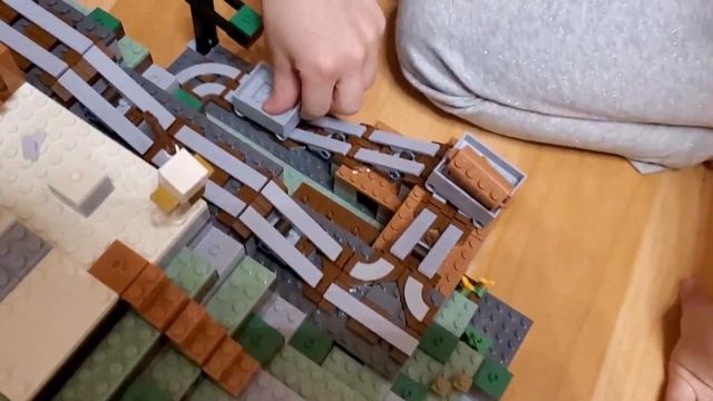 Обзор bela (lego) 10735 minecraft горная пещера смотреть онлайн