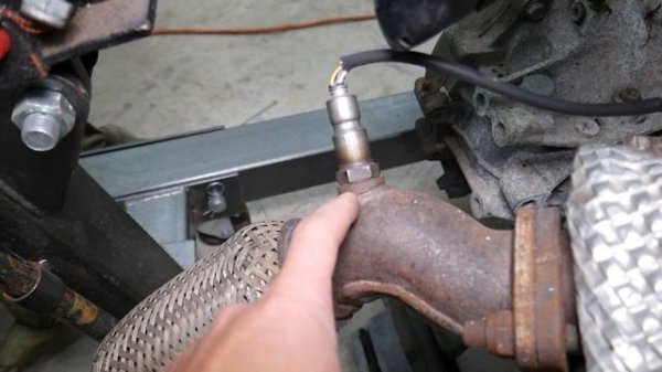 HYUNDAI SANTA FE OXYGEN SENSOR BANK 1 SENSOR 2 REPLACEMENT LOCATION  DOWNSTREAM O2 SENSOR