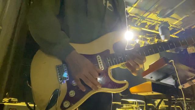 Pt 2 For sale at www.meisteredeguitars.com Fender 1962 John Cruz Masterbuilt Relic Strat смотреть онлайн