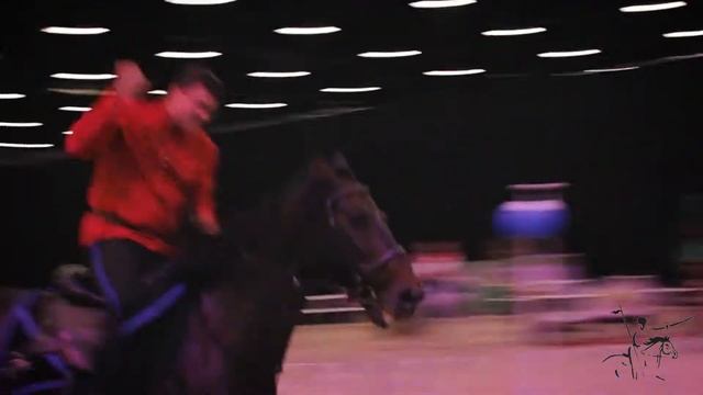 Конное шоу "Не перевелись богатыри на земле русской" смотреть онлайн