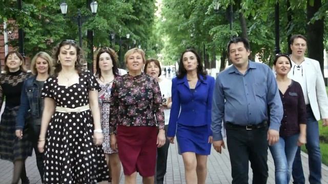 Видео подарок родителей на выпускной смотреть онлайн