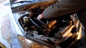 Замена прокладки клапанной крышки и прокладок свечных колодцев Mitsubishi lancer IX