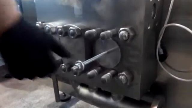 НА34075 / DISMOUNT OF THE SPRINGS IN INLET AND OUTLET / СНЯТИЕ ПРУЖИН НА ВХОДЕ И ВЫХОДЕ