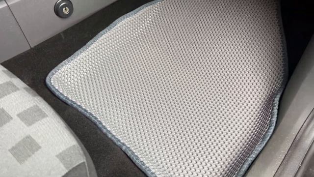 3D EVA коврики с бортами в салоне Ford Focus 2 (2005-2011) от компании CellMat смотреть онлайн