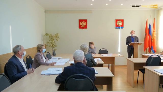 Николай Гурулев о текущих проблемах сквера Марины Ладыниной в Назарово смотреть онлайн