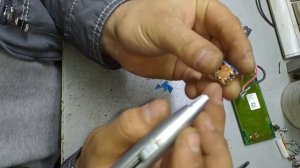 BMW X6 E71. Ремонт привода стояночного тормоза.