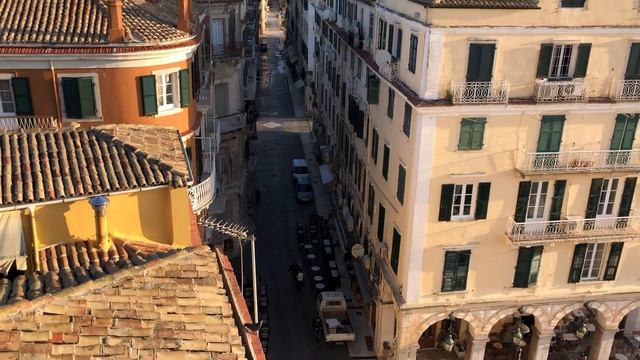 О. Корфу. Вид на старый город и башню Храма Святого Спиридона Тримифунтского смотреть онлайн