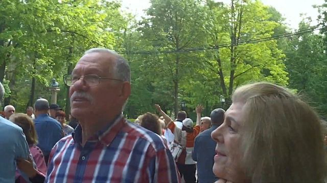 Танцы в Центральном парке Кишинева (07.05.2023,3 эпизода) Эпизод 2 смотреть онлайн
