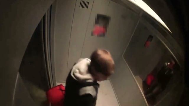 ЖКХа В Понедельник в ЛИФТЕ смотреть онлайн