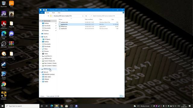 How To Use USB BIOS Flash Flashback Gigabyte B550 Aorus Master смотреть онлайн