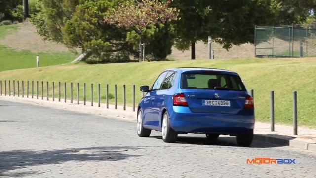 Skoda Fabia 2015, la prova di Motorbox смотреть онлайн