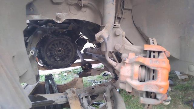como sacar la caja del Renault Sandero, Logan. смотреть онлайн