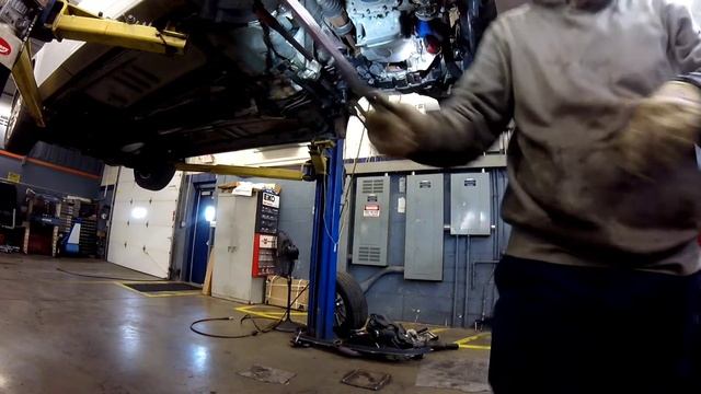 2013 Ford Flex AWD Transmission Removal смотреть онлайн