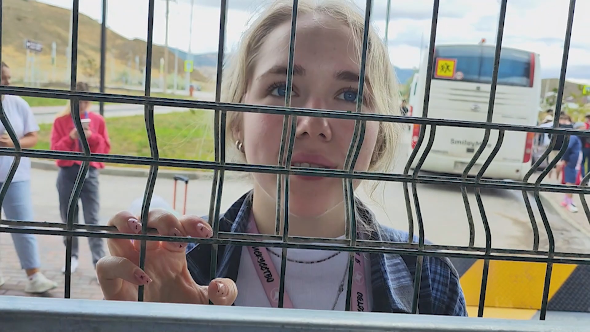 Завершающий день на Мастерской от RT: питчинг, интервью по ДНР, дискотека на Мысе, дождь и гром смотреть онлайн