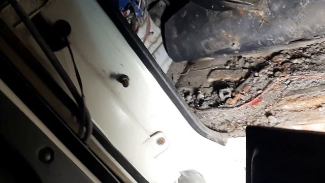 Дурная голова рукам покоя не дает. Готовлю FOTON к покраске.