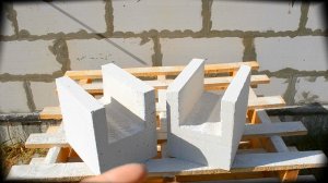 Серия 35 / Как изготовить U-Блок сабельной пилой / Капитальный дом для своей семьи.mp4