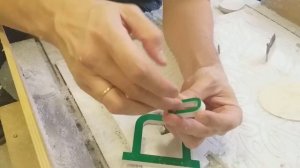 Фрезерная резка ПВХ с оракалом, какой фрезой резать ПВХ, как резать большие и маленькие буквы.