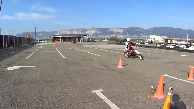 MOTO GYMKHANA NVRSK/Yekaterina Redko/KAYO GP1 SM YX160/8GP/31.96 sec смотреть онлайн