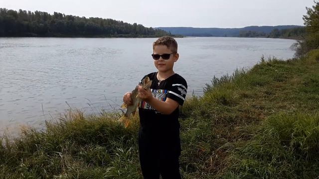 на рыбалке на реке Вятка смотреть онлайн