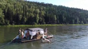 Сплав на плоту по реке мана