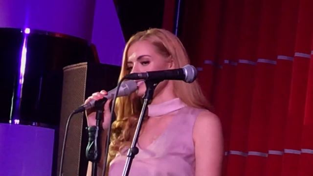 Sophie Evans - Somewhere Over The Rainbow смотреть онлайн