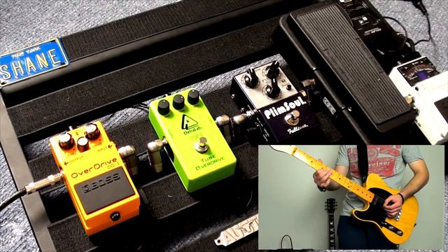 Fender Excelsior with 3 Overdrive Pedals смотреть онлайн