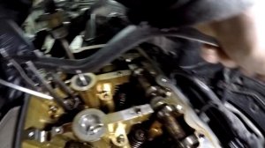 Замена маслосъемных колпачков и цепи на Mini Cooper N12b16