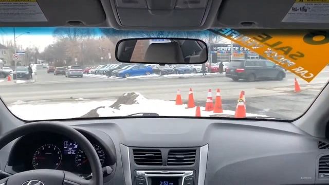 2016 Hyundai Accent GL Sedan // Pre-Owned Gyro Auto Group Special