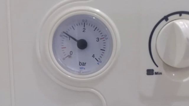 как подпитать ( поднять давление системы отопления ) котёл LEBERG Flamme 18 ASF смотреть онлайн