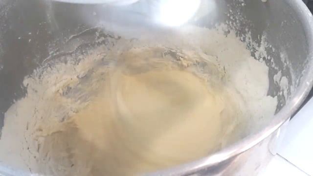 Простейшее бездрожжевое тесто на кефире для пирожков, беляшей, лепешек, пиццы! Проще некуда!!! смотреть онлайн