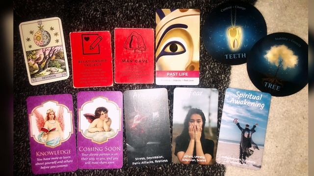 ??Why are you dreaming of them??//Pick a card// Timeless Love oracle card reading смотреть онлайн