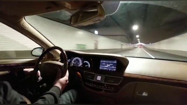 W221 S500 Straight Pipe Tunnel Sound Compilation 388 PS 5.5 V8