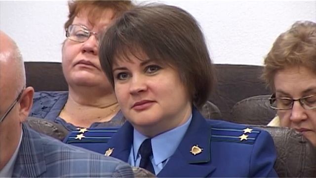 Депутаты утвердили изменения и дополнения в устав города смотреть онлайн