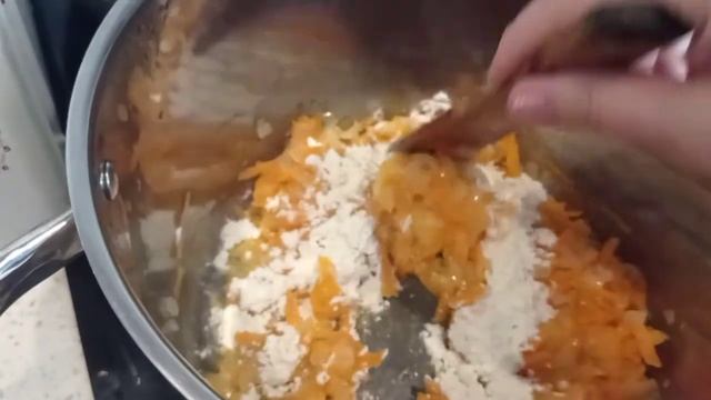 SUP SEVMƏYƏNLƏR EKRAN BAŞINA.    КТО НЕ ЛЮБИТ СУП ПУСТЬ СМОТРЕТЬ.