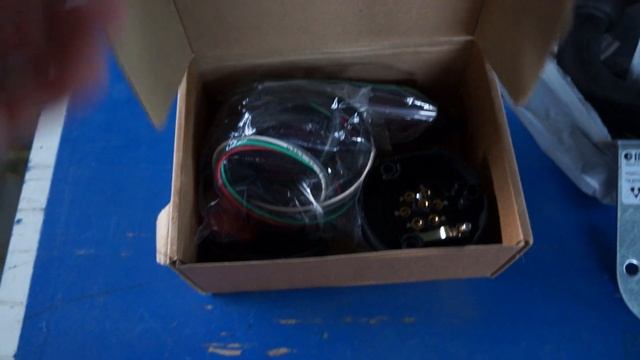 фаркоп VAZ-68 на гранту LF 2021 смотреть онлайн