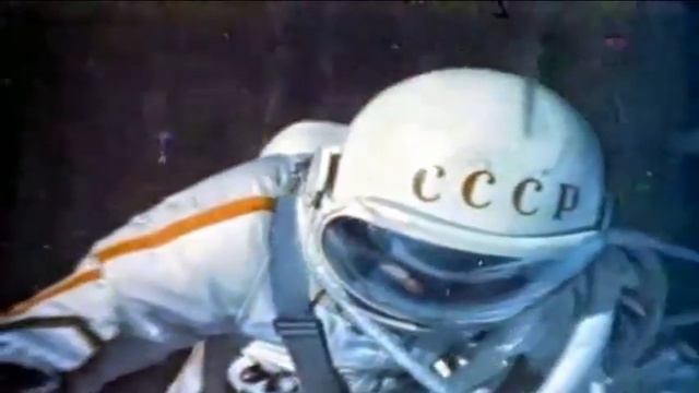 Красный космос (Exxasens - Sky In Red) смотреть онлайн