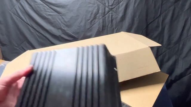 Teampie TP-2000.1D low range half bridged car amplifier Unboxing & Demo video смотреть онлайн