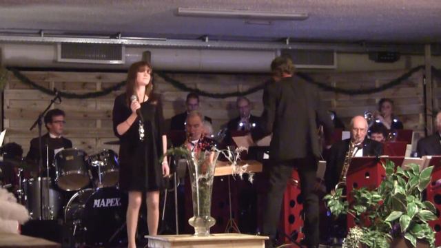 Pointwood Big Band - Big Spender featuring Meryl Foreman смотреть онлайн