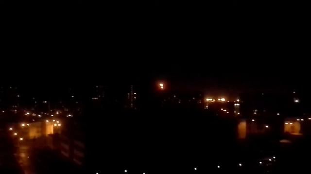 Выбросы Московского НПЗИв Капотне 15 06 2013 в 23 смотреть онлайн
