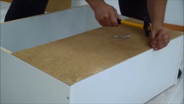Видео-инструкция по сборке верхнего шкафа. Кухня Наталья. смотреть онлайн
