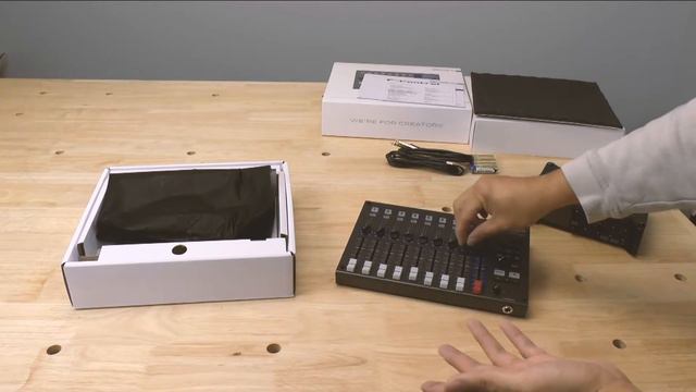 Zoom FRC-8 F-Control Unboxing - 2017 смотреть онлайн