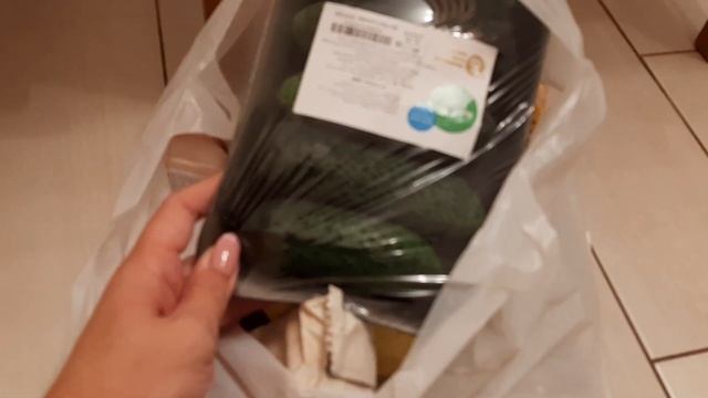 VLOG:покупки помад/продукты/одежда/аксессуары/новая сумка смотреть онлайн
