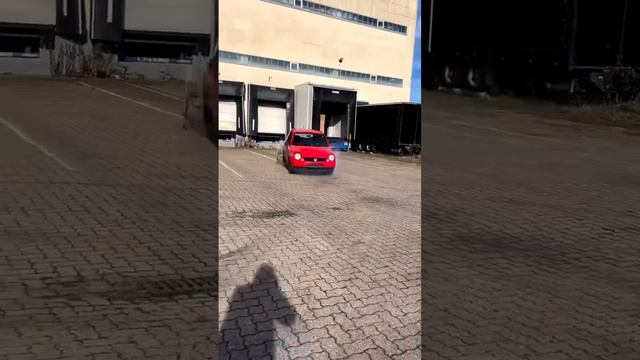 Вот как надо дрифтовать на переднем приводе) смотреть онлайн