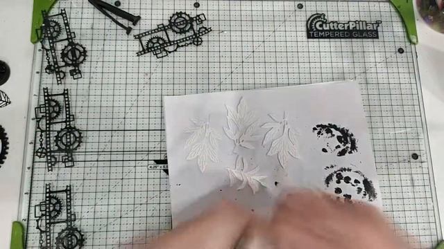 Мастер-класс: скрап-страничка с материалами Линдис | Tutorial: Grunge layout with Lindy`s sprays смотреть онлайн