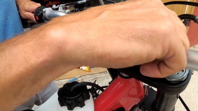 Обновленный ZUUM CR250CB (172 FMM) 2019 г. Распаковка, правильная сборка, запуск! Unboxing, Assembl смотреть онлайн