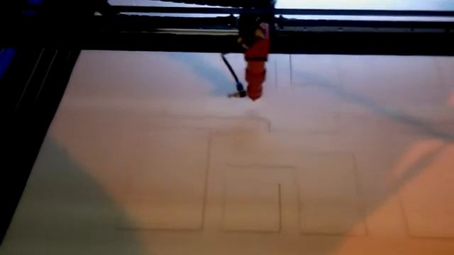 резка поролона лазером CO2. часть 2. смотреть онлайн