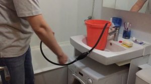 Шланг с грушей для перекачки бензина топлива (как пользоваться).mp4